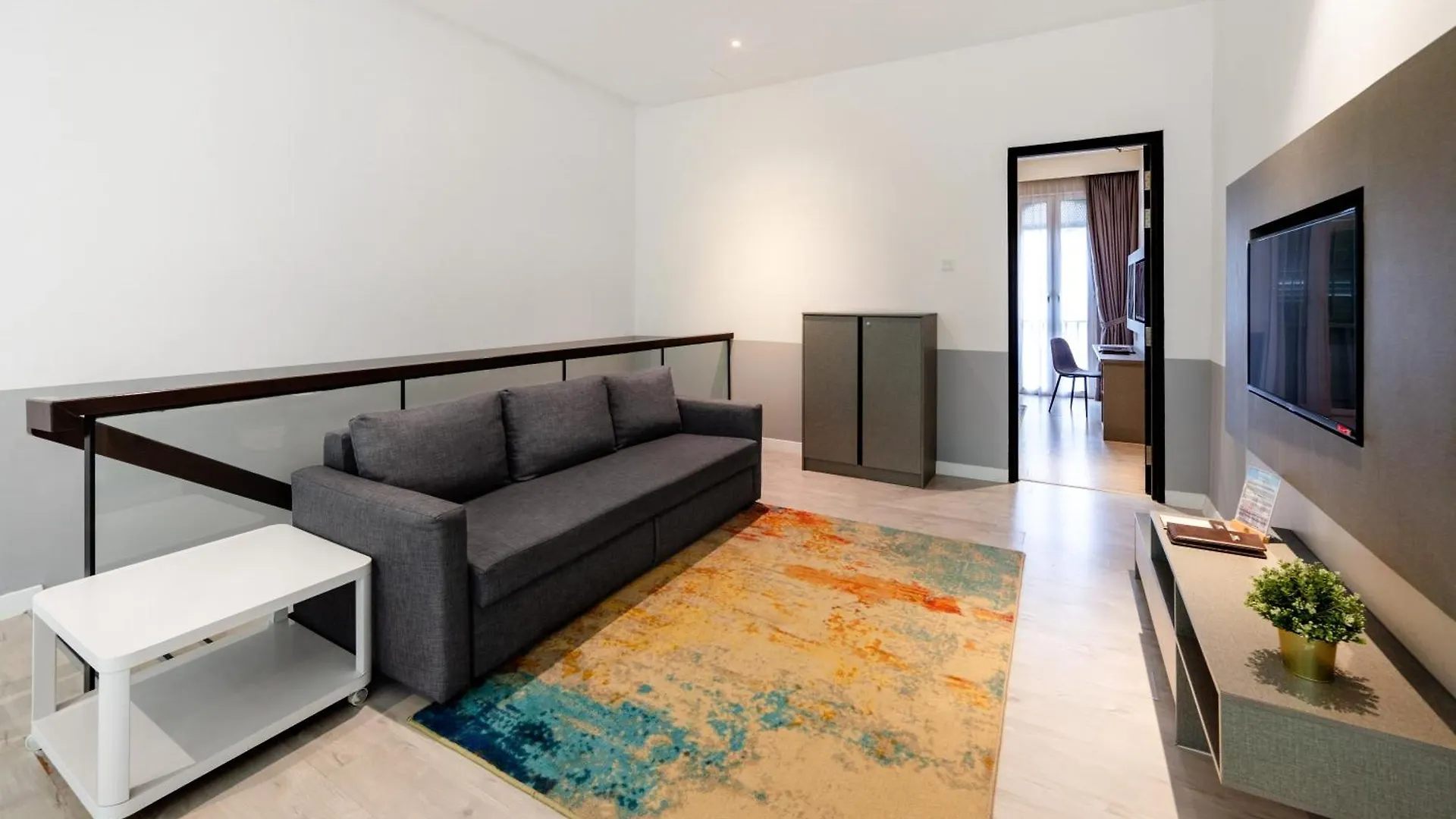 Hutton Suite Hotel Managed By The Ascott Limited George Town